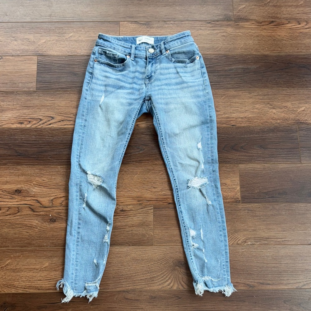 BKE Light Blue Distressed Cropped Jeans